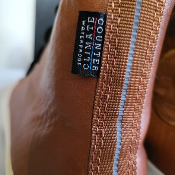 NWOT WATERPROOF LEATHER CONVERSE CHUCK TAYLOR HIGH TOPS UNISEX M-5 W-7 - Picture 5 of 11